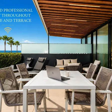 Lolabeachfront - Indoor Heated Pool & - Premium Gym - Private Garden - 5 Min Train To Airport * Torremolinos